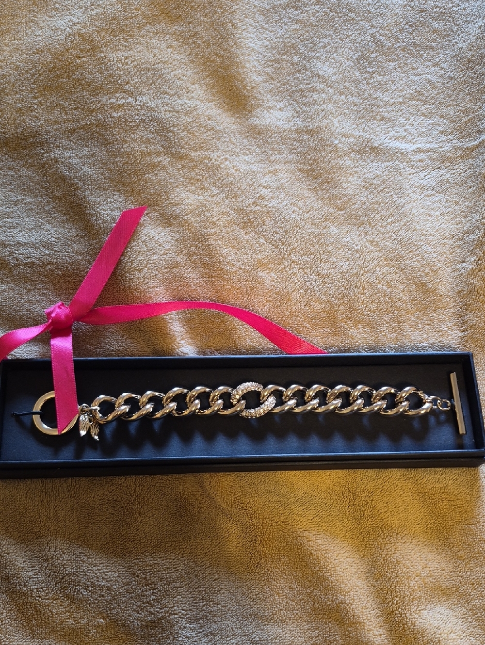 Victoria's Secret Chunky Gold Chain Toggle Bracelet with Sparkling Links